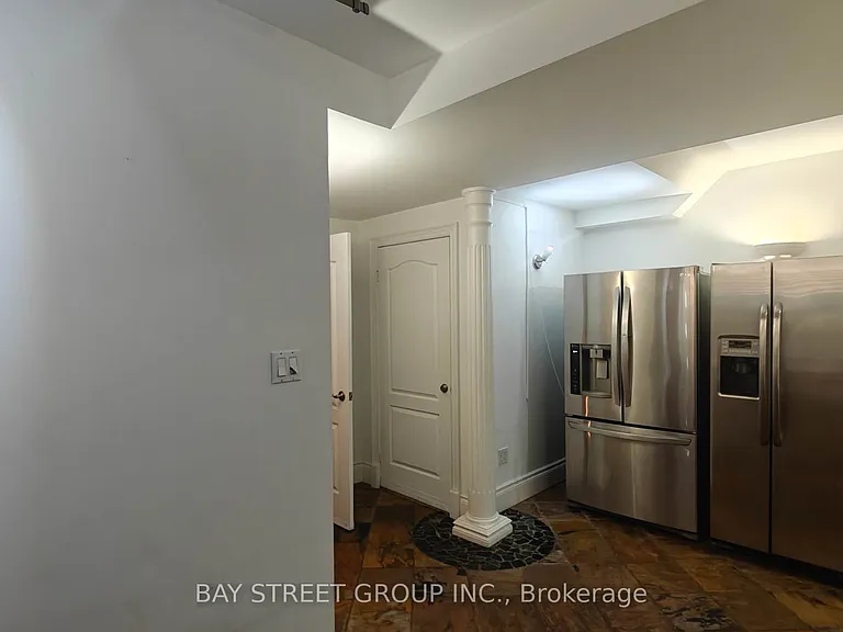 231 Shaftsbury Ave N #WORK OUT WHOLE B — Photo 9