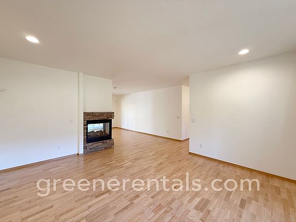 5th image of 1288 Park Ave E