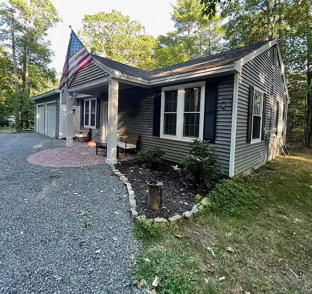 2 Morgan Way — Photo 1