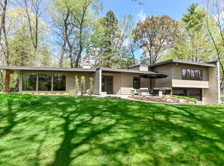 1635 Blue Ridge Blvd, Elm Grove, WI 53122