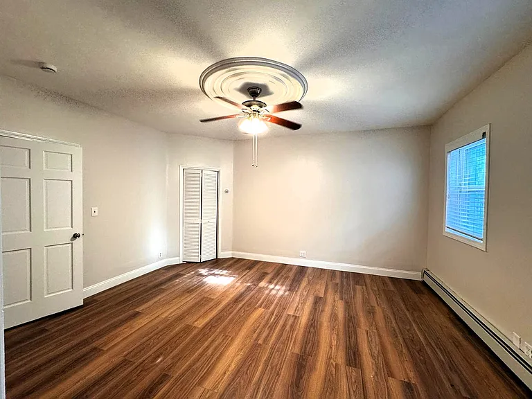 38 Hunting St #1 — Photo 6