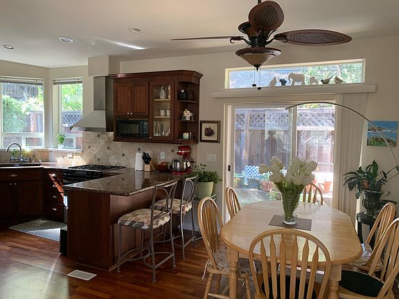 2nd image of 116 Creekside Village Dr