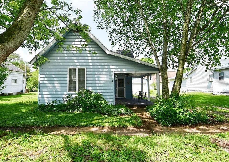 1st image of 102 S Broadway St