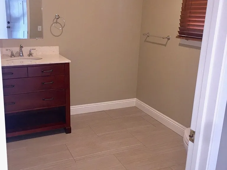 644 Atkins Dr — Photo 31