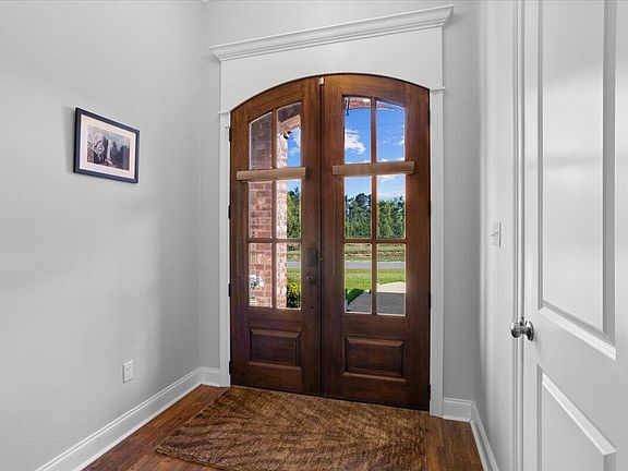4th image of 26 W Cadbury Ln