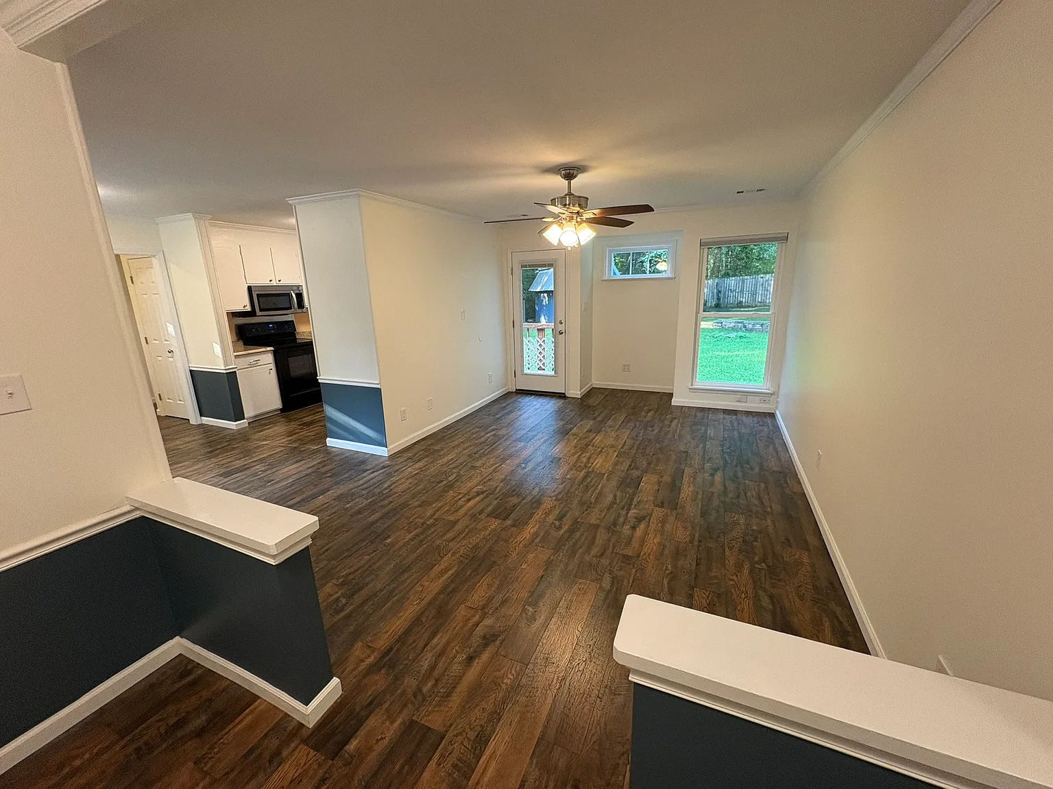 3 bed, 1.5 bath, 1200 sqft, $1,850 — Photo 4