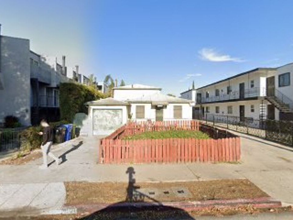 1st image of 4020 Redwood Ave
