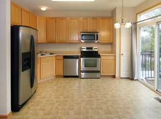 409 Village Pkwy, Circle Pines, MN 55014