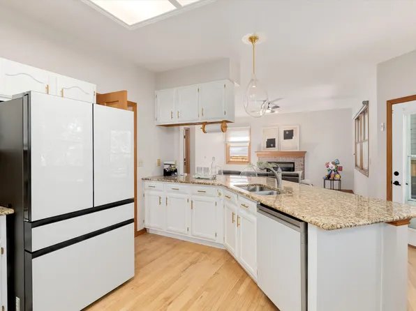 9455 Autumn Ash Pl, Highlands Ranch, CO 80126