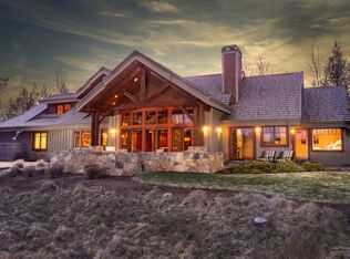 56300 Twin Rivers Dr, Bend, OR 97707