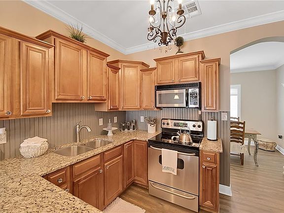 5th image of 1416 Windsor St #1416