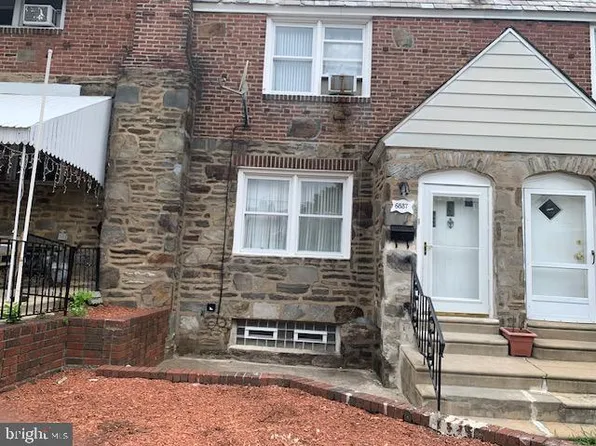 6837 Walnut Park Dr, Upper Darby, PA 19082