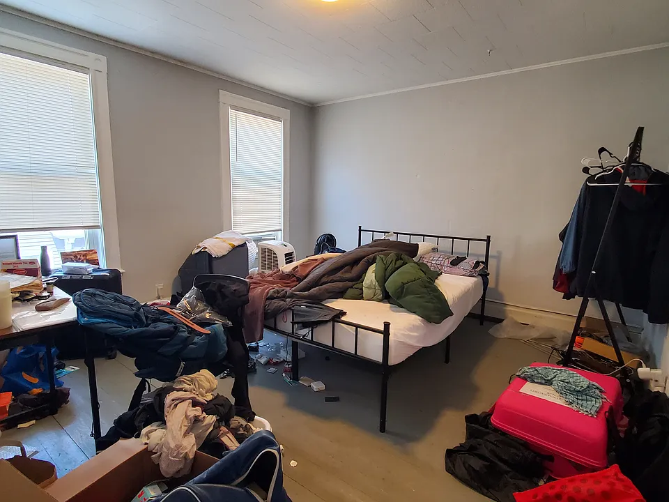 Bedroom #1