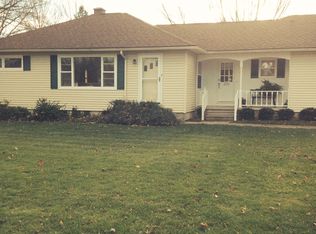 206 Kimbark Ave, Eaton Rapids, MI 48827