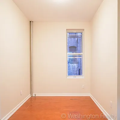 Rented by Washington Realty Corp. | media 10