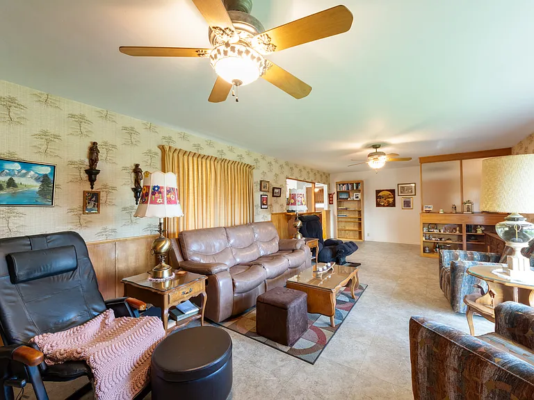 3105 Barnett St — Photo 26