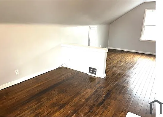 15216 Fairmount Dr — Photo 25