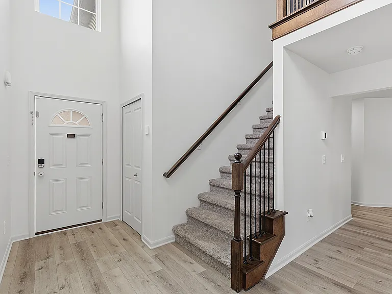 6650 Chandler Dr — Photo 6