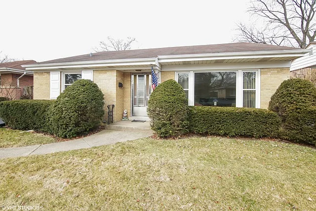 425 Romona Rd photo 1