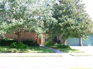 409 Paisano Dr, Victoria, TX 77904