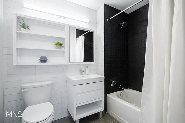 Rented by MNS | media 27