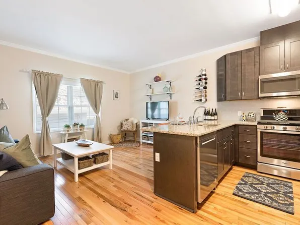 450 Pompton Ave, Cedar Grove, NJ 07009