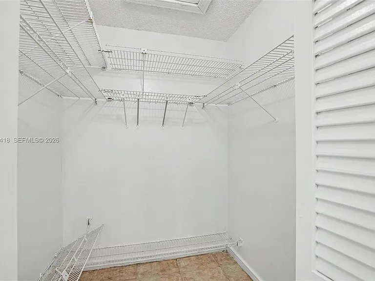 10711 SW 116th Ave — Photo 17