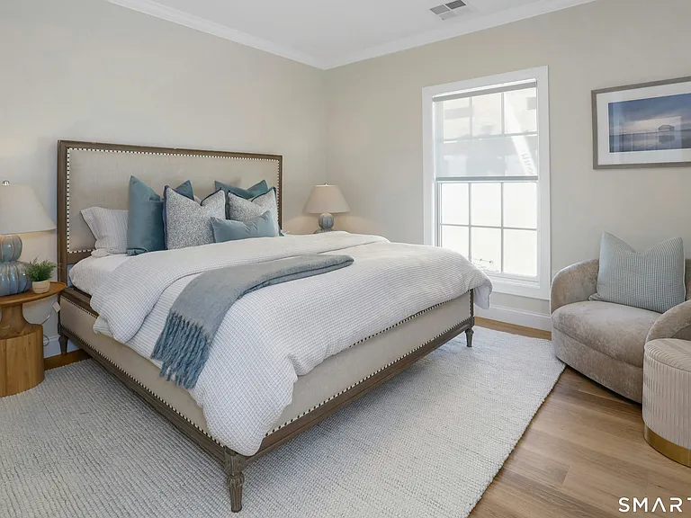 340 Heights Rd #307 — Photo 5