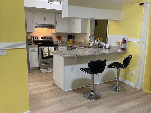 5th image of 322 REGAL PARK DRIVE