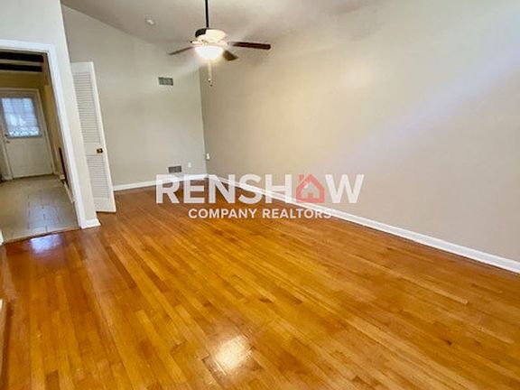 5th image of 3381 McKenzie St