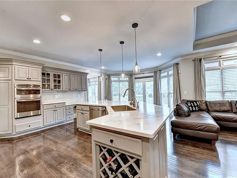645 Falls Bay Ct — Photo 30