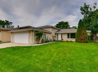 10304 Cook Ave, Oak Lawn, IL 60453