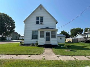 43 E Davis St, Preston, IA 52069