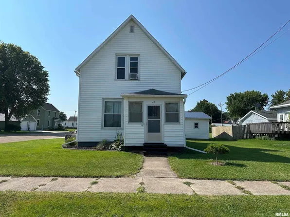 43 E Davis St, Preston, IA 52069