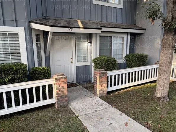 2600 Brookside Dr, Bakersfield, CA