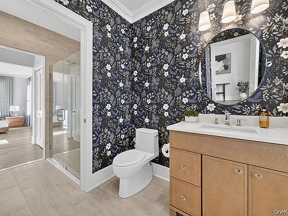 4th image of 1822 Soundview Court