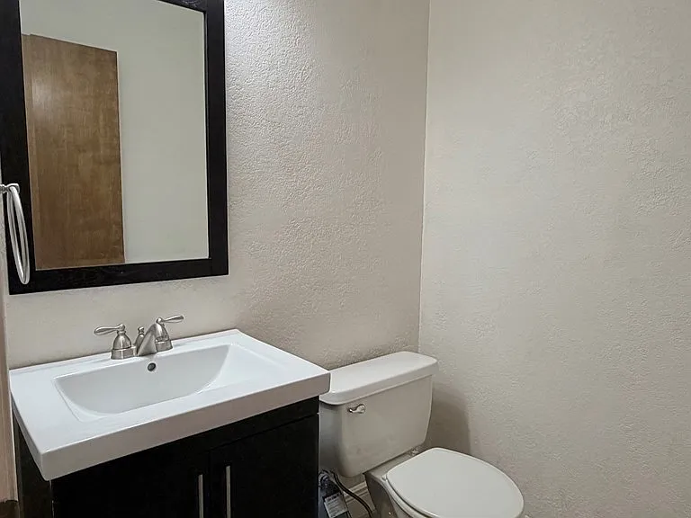 3810 Nassau Dr — Photo 9
