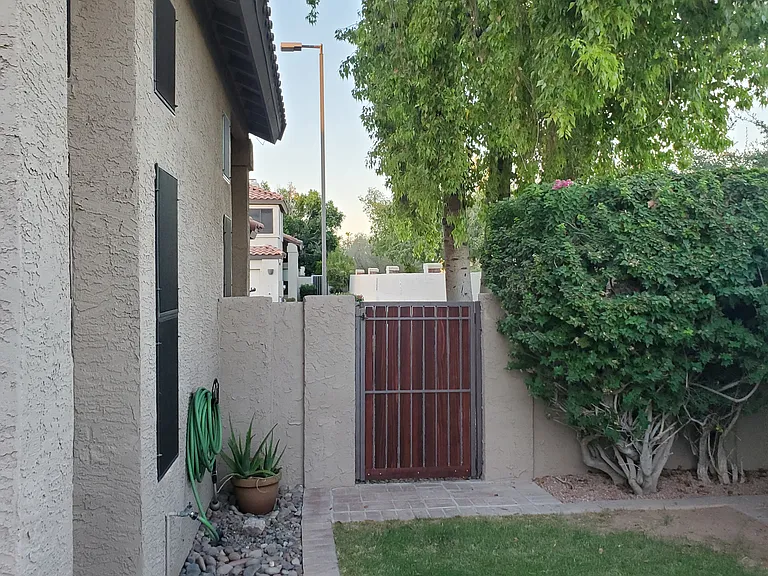 1001 W Antilles Dr — Photo 15