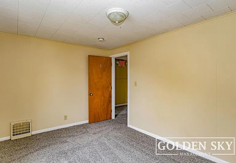 1925 W Jackson St #1 — Photo 19