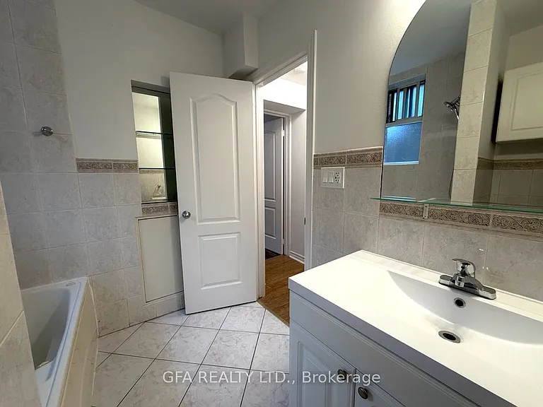16 Arrowsmith Ave #B — Photo 14
