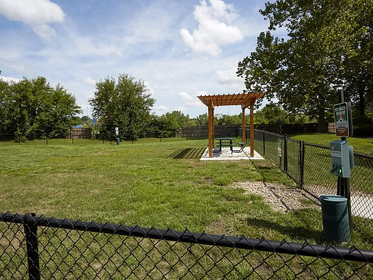 Perry 81 — Photo 23
