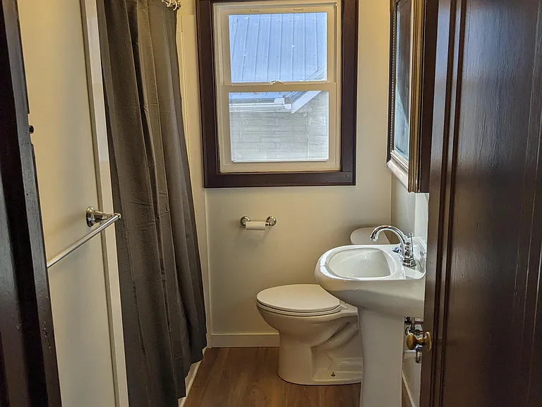 4329 Brooke St — Photo 13
