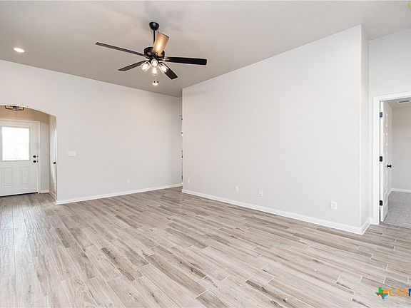 5th image of 3111 Atascosa Dr