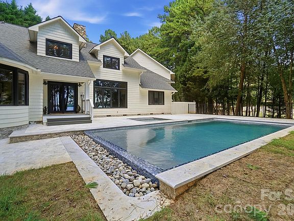 3rd image of 9265 Belle Pines Ct