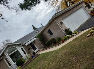 645 N Highview Ave, Addison, IL 60101