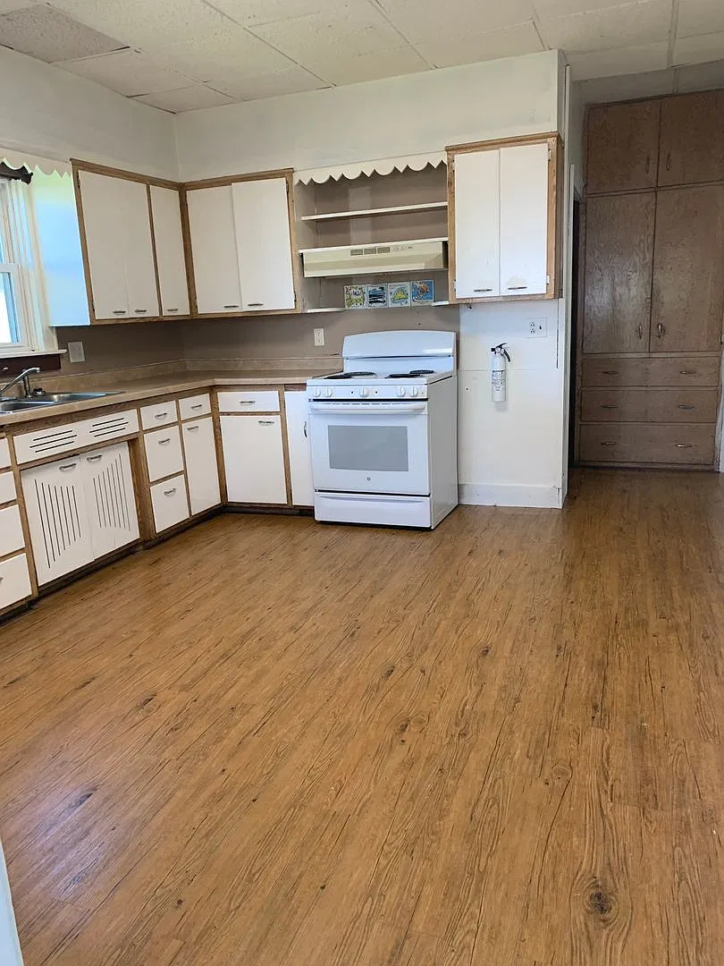 721 6th Ave South — Photo 3