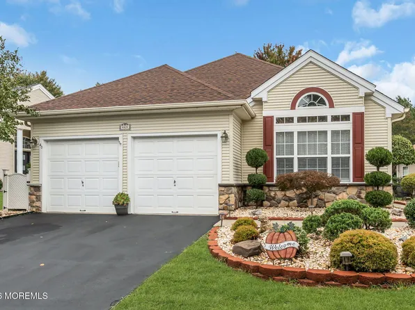 40 Isabella Drive, Manchester, NJ 08759