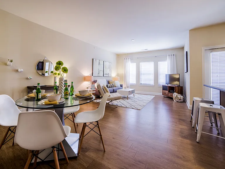 Monon Place II (Modern), Managed by Buckingham Monon Living — Photo 23