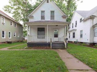 1917 15th St, Moline, IL 61265