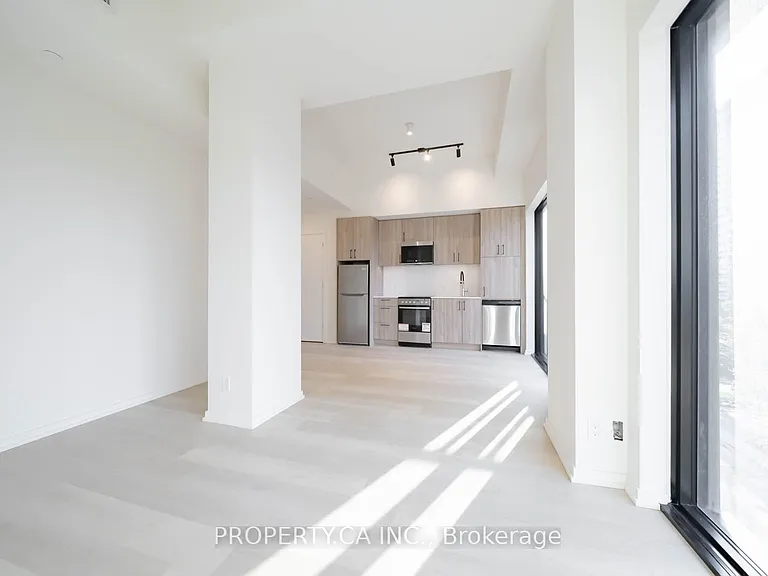 109 Erskine Ave #604 — Photo 3